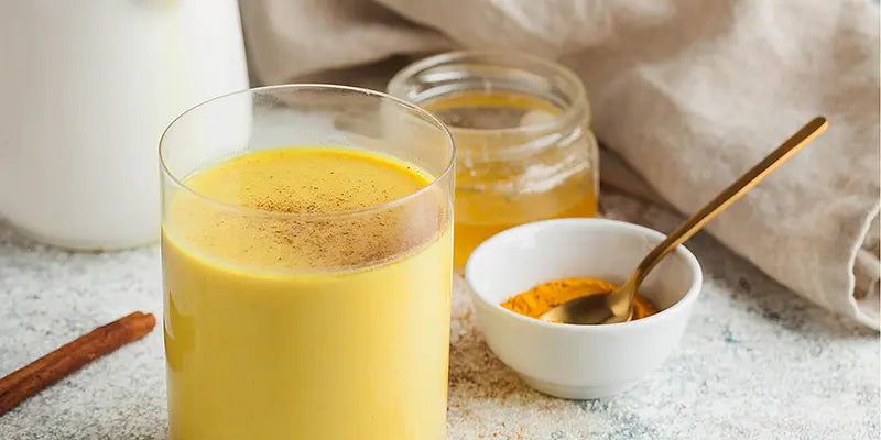 Ricetta del Moon Milk con Ashwagandha e Curcuma Bio amoseeds superalimenti bio